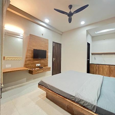 Stayzy Evanka Indore Ngoại thất bức ảnh