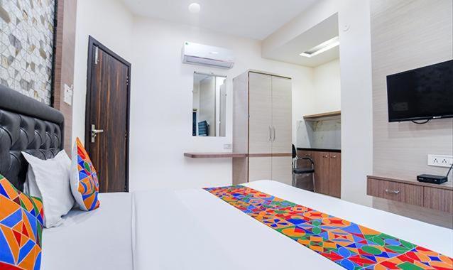 Stayzy Evanka Indore Ngoại thất bức ảnh
