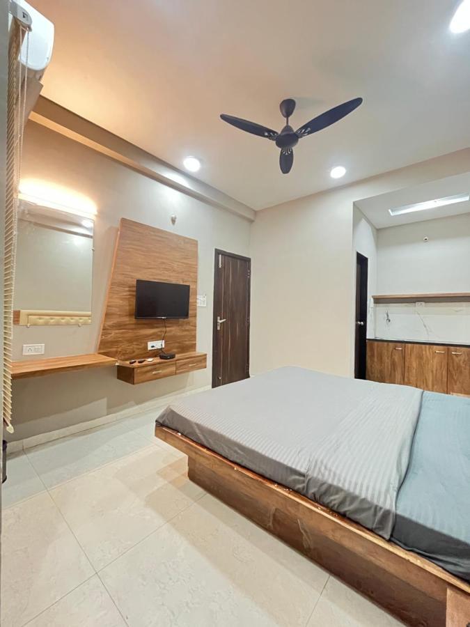 Stayzy Evanka Indore Ngoại thất bức ảnh