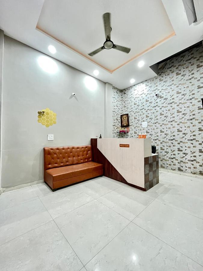 Stayzy Evanka Indore Ngoại thất bức ảnh