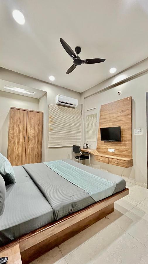 Stayzy Evanka Indore Ngoại thất bức ảnh